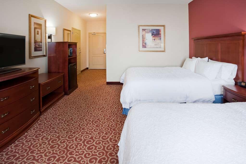 Hampton Inn Fairmont Pokoj fotografie
