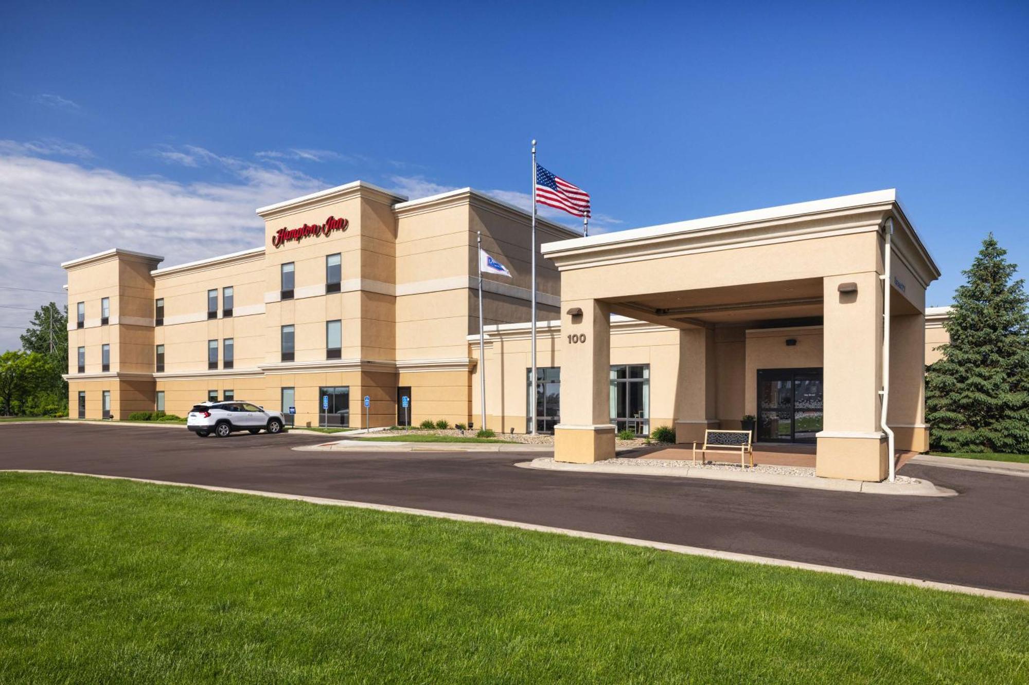 Hampton Inn Fairmont Exteriér fotografie