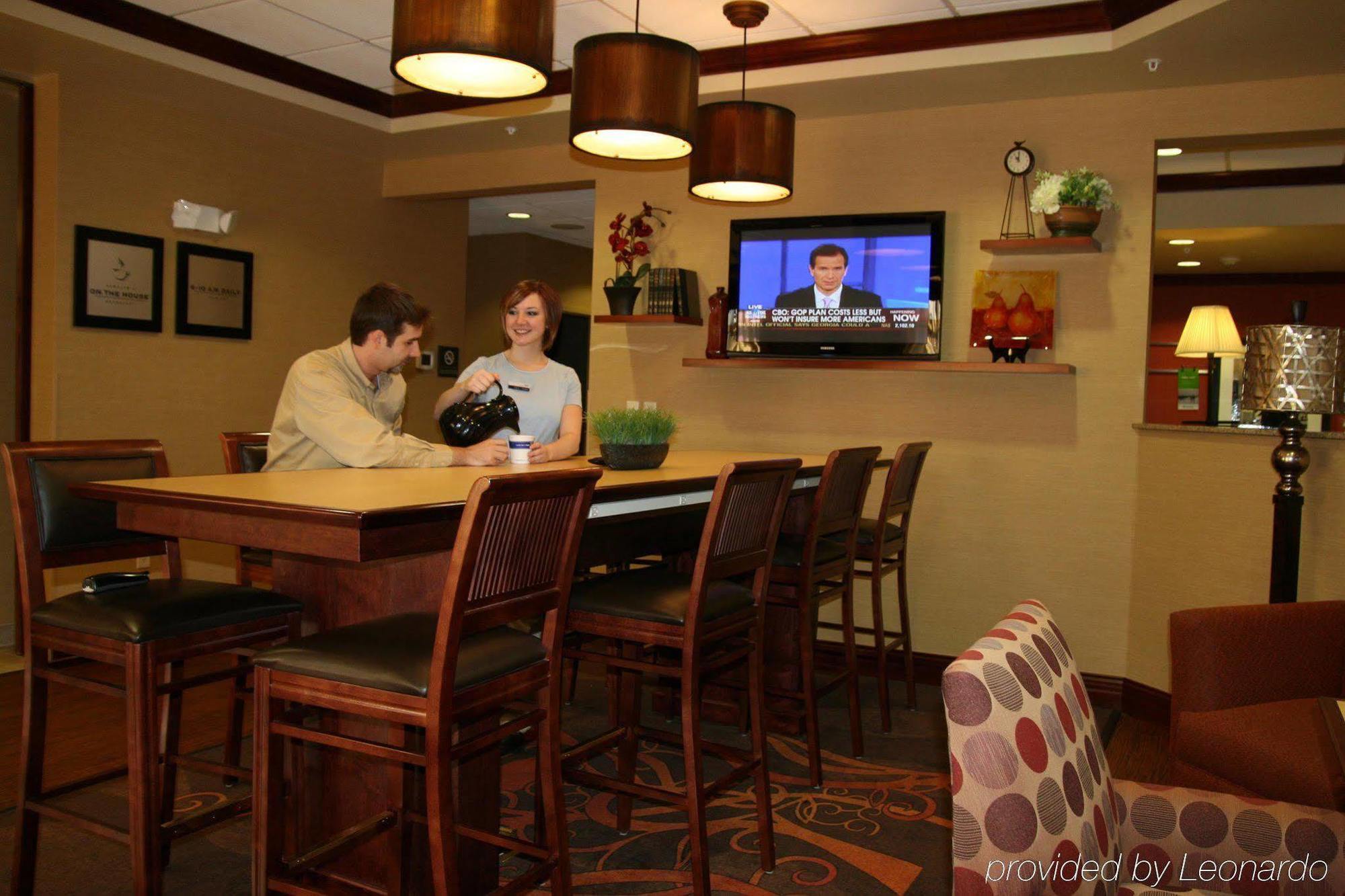Hampton Inn Fairmont Restaurace fotografie