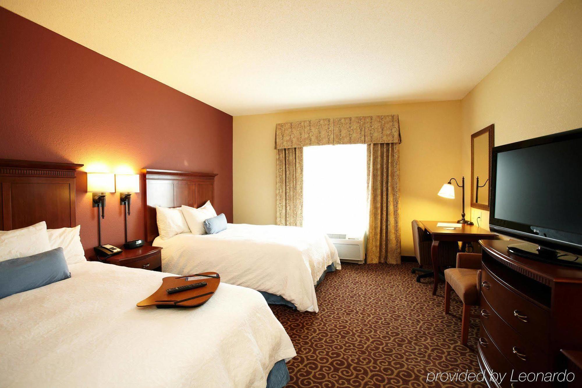 Hampton Inn Fairmont Pokoj fotografie