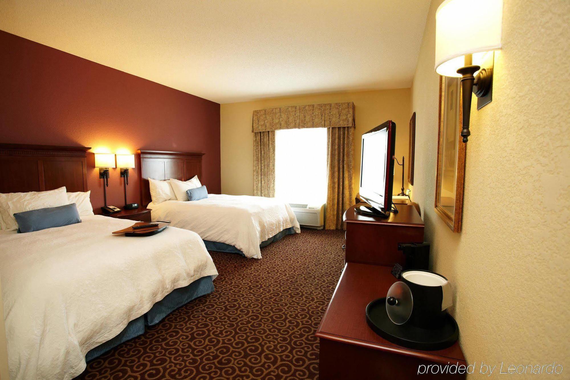 Hampton Inn Fairmont Pokoj fotografie