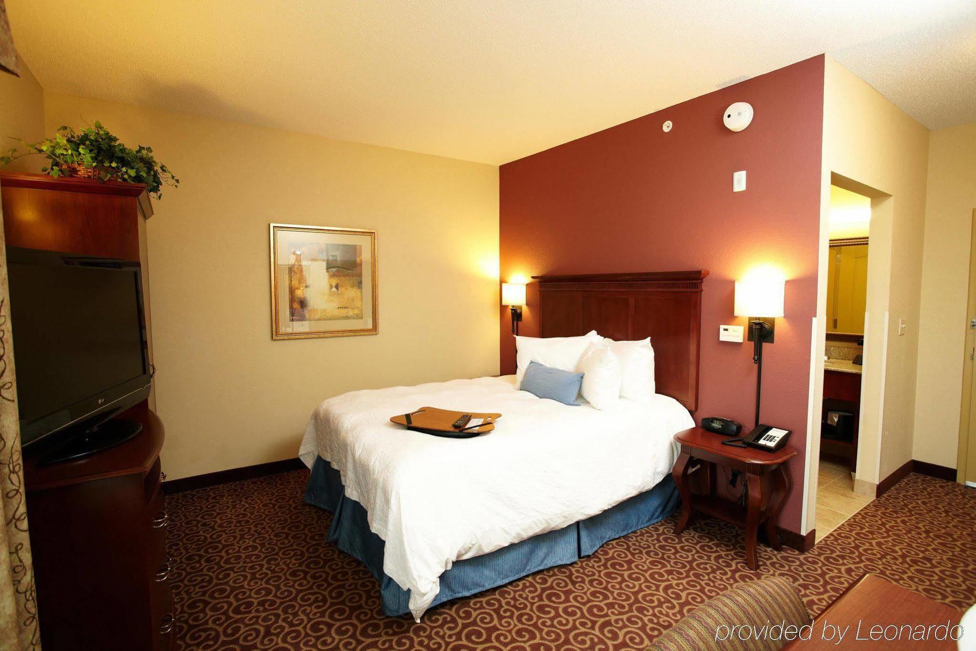 Hampton Inn Fairmont Pokoj fotografie
